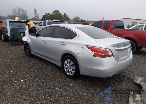 2014 Nissan Altima 2.5/2.5 S/2.5 Sl/2.5 Sv из США, поврежденный, VIN 1N4AL3AP7EC293335